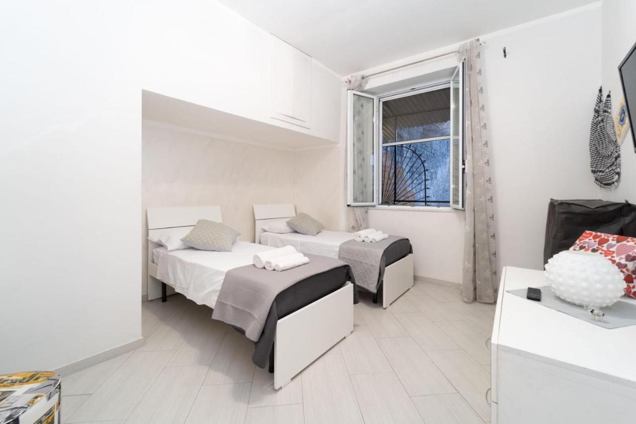 Casa Dea Napoli Apartment Exterior photo